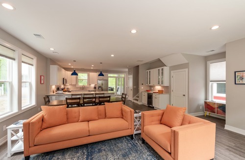 Michigan City House | Stunning 6 bed and 4.5 bath! Sleeps 18.