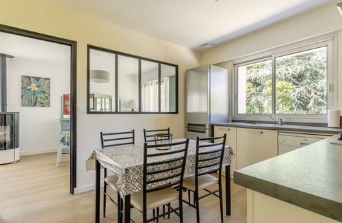 Olonne-sur-Mer Villa | Stunning private villa for 8 guests with private pool, WIFI, TV, terrace and pets allowed