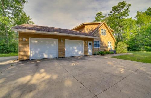 Garden House | Stunning Sunset Views! Lake Michigan Lodge