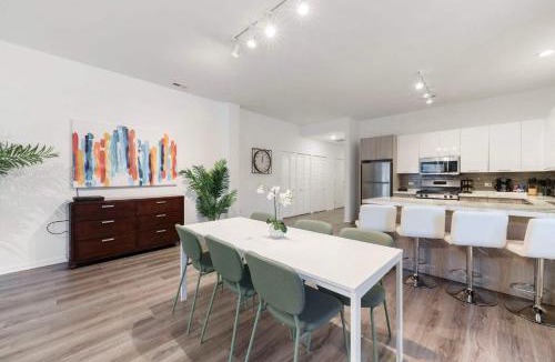 Near South Side House | Stylish 3BR Gem in Prime Location
