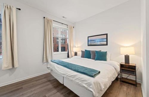 Near South Side House | Stylish 3BR Gem in Prime Location