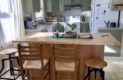 Gregory House | Summer Monthly Rental Lakefront Home Ann Arbor/Chelsea/Dexter Area & Rec Trails