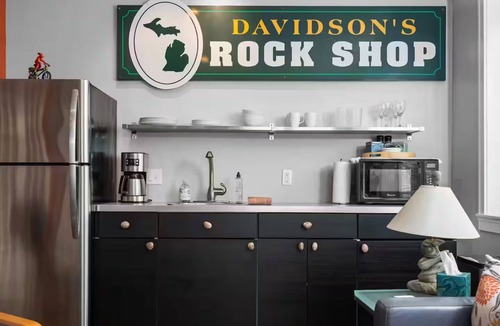 Traverse City Apartment | Sunny West Bay Retreat, Cozy Apartment on the Bay, steps from Downtown.