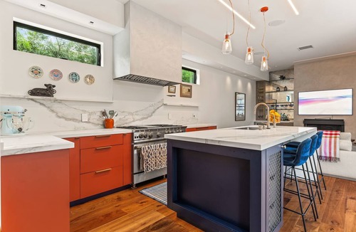 Sunset Park House | Sunset Atelier by Rove Travel - Home with Patio & Gym