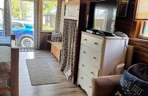 Manistique Cabin | Sunset Hideaway on Indian Lake(#8) : Summer Splash at Indian Lake – Book Your Lakeside Escape