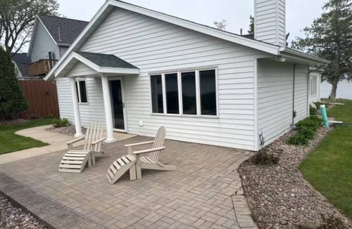 Luxemburg House | Sunsets on 57~perfect waterfront property in southern Door County