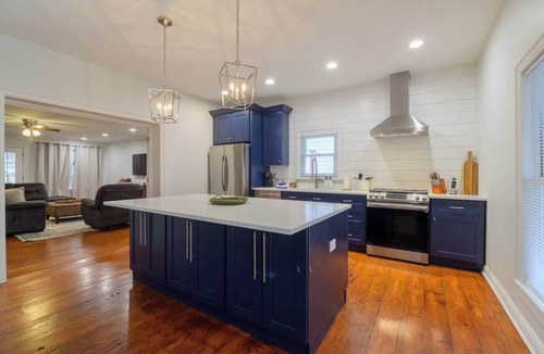 Three Oaks House | Sycamore Suites-Entire Home Steps from Journeyman