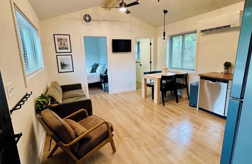 Porterfield House | The Briar - New! - Menominee River Tiny Cottage