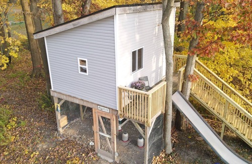 South Bend Cabin | The Cozy Canopy