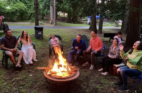 Garden House | The Garden Grove Apartment: 40-Acre Forest Retreat & Historic Lodge near Lake MI