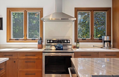 Birchwood Farms House | The Hideout: Luxe Escape w/Sauna & Hot Tub | Birchwood Golf & CC