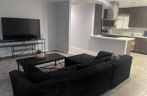 Hesperia House | The High Desert Hideout - Enjoyable 2-bedroom, 1 bath Spacious yard, RV parking.