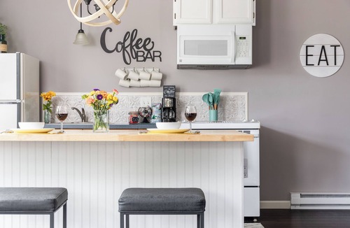 East Jordan Apartment | The Mitten Escape -Dogs Ok, Boyne/Schuss, Skiing, Petoskey, Charlevoix