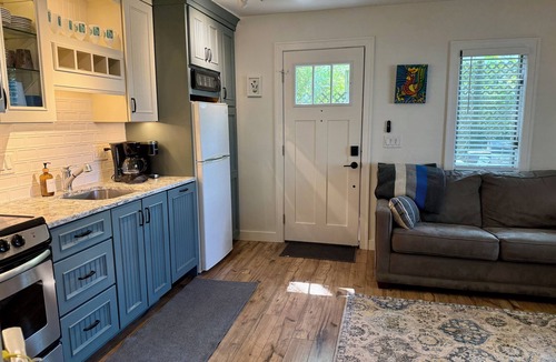 Saugatuck Cottage | The Roost at The Southerner