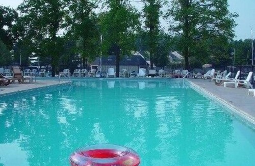Holland Condo | The Staterooms 2P, Newly Built, Lake View, Seasonal Heated Pool, Near State Park