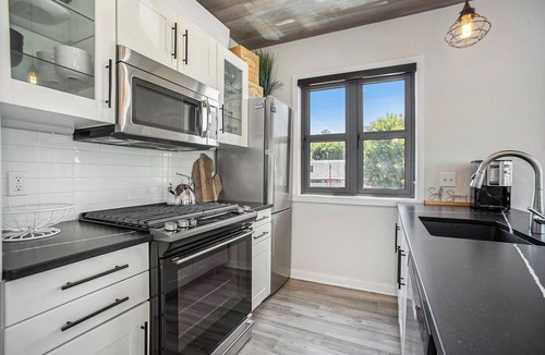 Saugatuck Condo | The Urban Coastal : Downtown Saugatuck - Cozy Condo with Lakeside Views