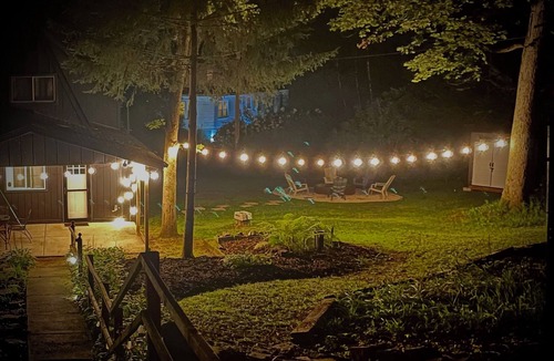 Browns Lake Cabin | This modern A-Frame home promises a sanctuary of comfort and tranquility.