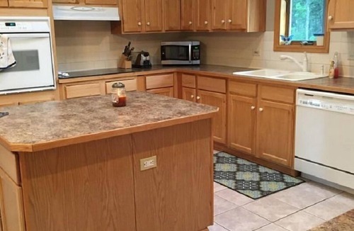 Ingalls House | Three Bedroom House on 10 acres with 350 ft. Sand Beach on Lake Michigan.