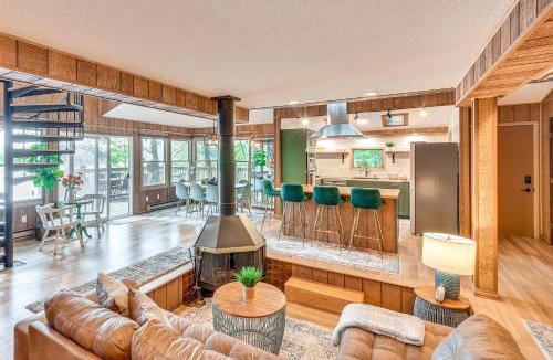 Three Rivers House | Three Rivers Cottage w/Private Dock & Fire Pit!