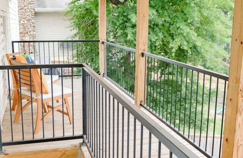 Crestline Heights Apartment | Top Floor Double King Suites
