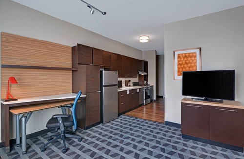 Babe Denny Hotel | TownePlace Suites by Marriott Indianapolis Downtown