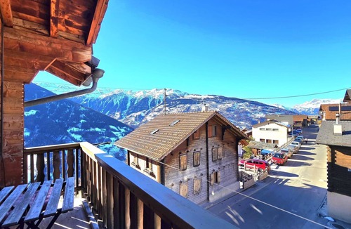 Saint-Martin Apartment | Typical flat Le Ver Luisant. Val d'Hérens