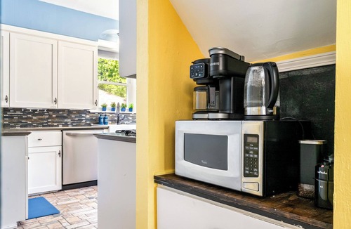 Winona Lake House | Ultimate Family Reunion 7BR Home With Fenced Yard & Walk to Grace, Lake & Shops