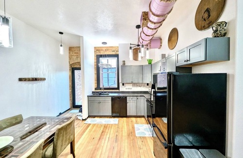 Lawrence Apartment | Unique upstairs Escape in Lawrence with space, comfort, wine, golf, and dining.