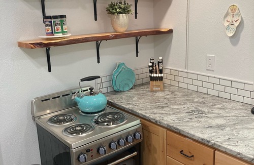 North Plains House | Unplug and unwind, 20 miles west of Portland