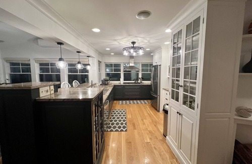 Cedar House | Updated! Elizabeth House is a Charming Craftsman on Little Traverse Lake.