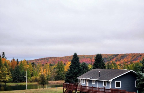Boyne Falls House | Updated Home-Hot Tub-Views-Gameroom-Firepit