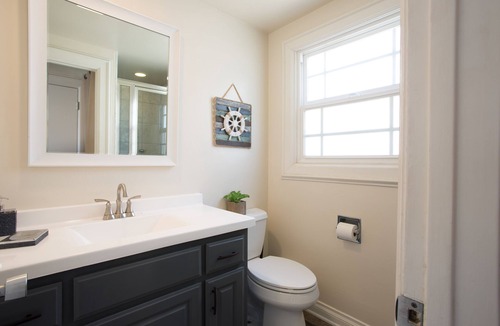 West Newport House | Upper Back Studio in an Oceanfront Home - No Views, No Outdoor Area. (68326)