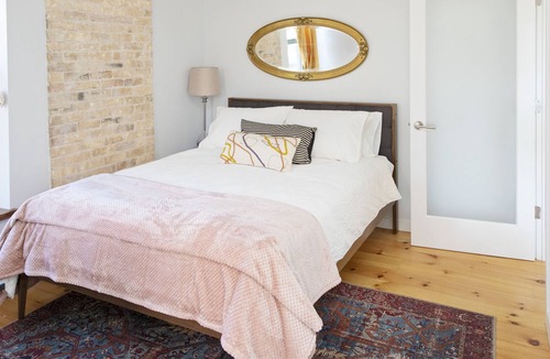 Fort Atkinson Apartment | Upscale downtown apartment