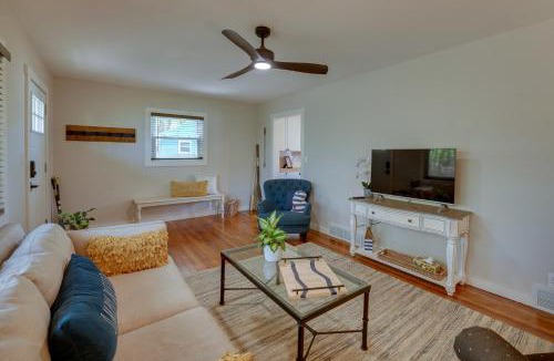 Beachwood-Bluffton House | Walk to Beach: Lake Michigan Getaway!