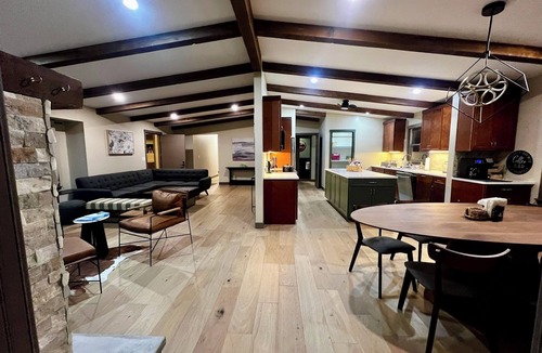 Saugatuck House | Walk to Downtown Saugatuck! Spacious, newly-renovated 5BR "House on the Hill"!