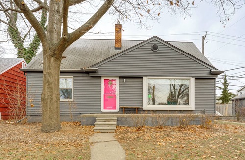 Ferndale House | Walk to Dtwn Ferndale: Quaint Home w/Private Yard