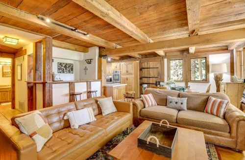 Crestline House | Walk to Lake Gregory: Family Retreat w/Patio!