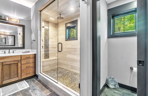 Saugatuck Cabin | Water Front, private beach property with 2 master bedrooms! Amazing views