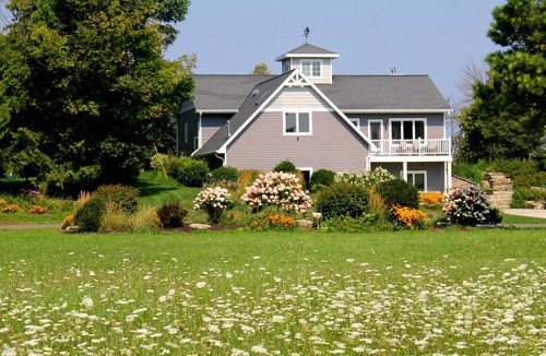 Little Sturgeon House | Waterfront Cupola House on the Bay in Tranquil Southern Door.