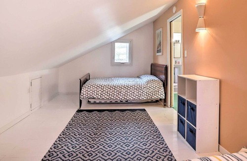 Lakeside Cottage | Waterfront Lakeside Michigan Vacation Rental