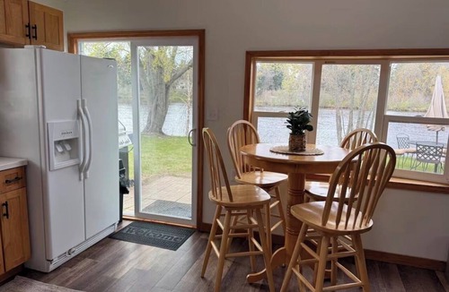 Jim Falls House | Waterfront legacy farm cottage house with WiFi, AC in lovely Eau Claire