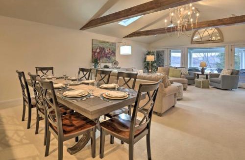 Prospect House | Waterfront Vacation Rental Near Louisville!