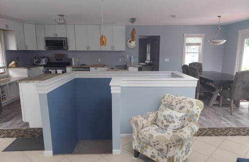 Scotts House | Welcome to Hot Tub Heaven! Enjoy resort-like vibes and create new memories!
