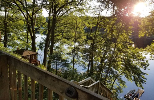 Delton House | Welcome to The Wren House on Wilkinson lake!