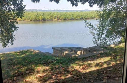 Thomson House | Westview Retreat - 2 Bed 2 Bath home on the Mississippi River
