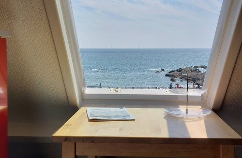 Le Croisic Apartment | Wild coastline, exceptional sea view, close to shops and TGV station