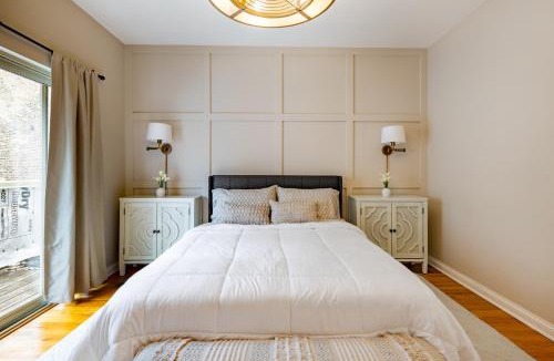 Old Irving Park House | Windy City Getaway - 3BR 2BA Chicago Townhouse home