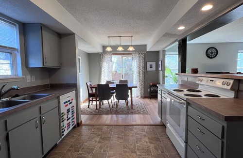 Indianapolis House | Wonderful 3-bedroom home in Indianapolis! With brand new flooring and carpet!