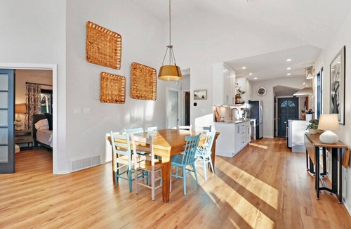 East Troy House | Woodhaven on Pleasant Lake |Pleasant Lake |Lakefront |Wraparound Deck |Views |Dock |Kayaks & Boards