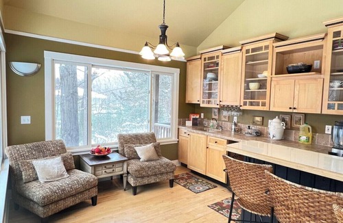 Lake Michigan Beach House | Woodshores Retreat - walk to beach, hot tub, pets